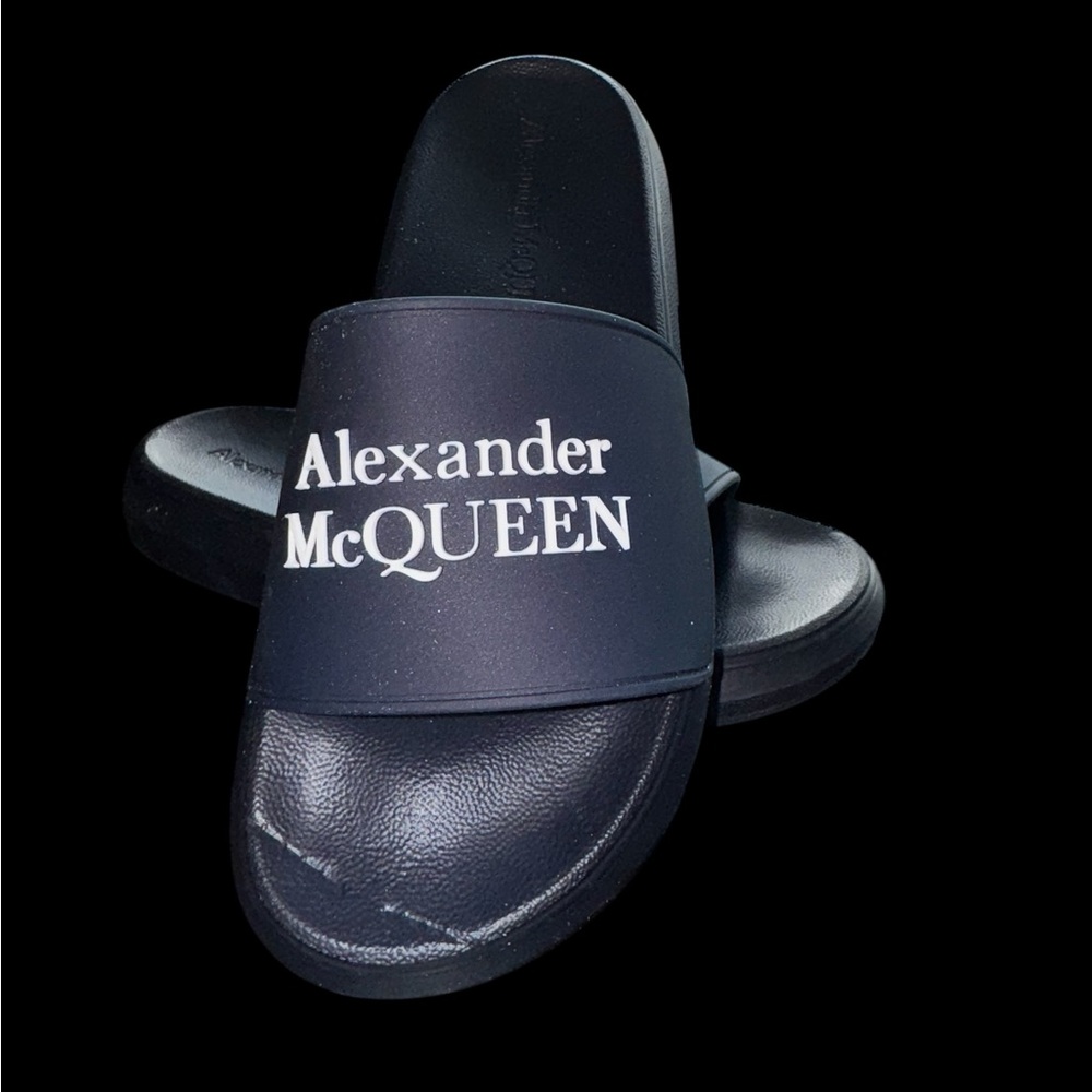 Women’s Alexander McQueen Navy Logo Pool Slide Sandals Size 36 / US 6